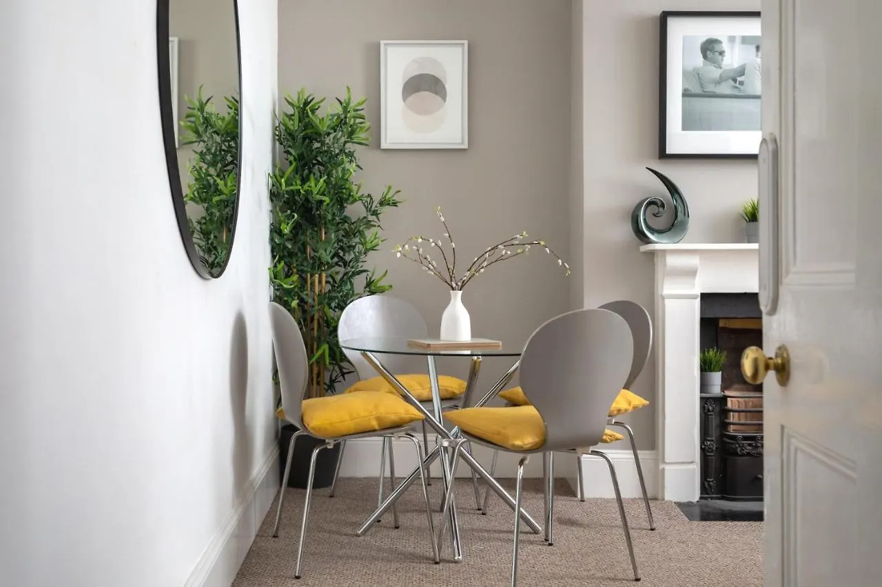 St George'S Place - Fab Cheltenham Town House Villa