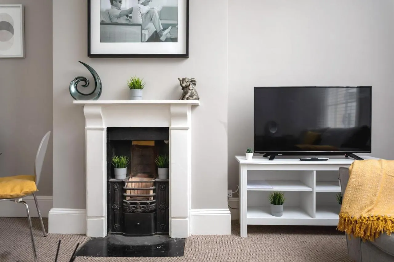 St George'S Place - Fab Cheltenham Town House Villa United Kingdom